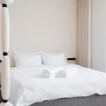 Nero, Cozy Avec Piscine, Au Centre De Apartman *