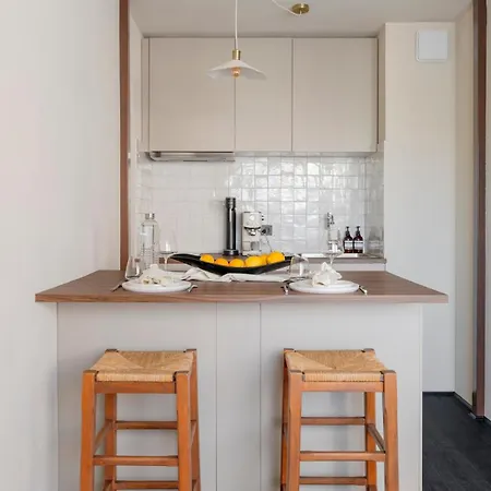 Nero, Cozy Avec Piscine, Au Centre De Apartament